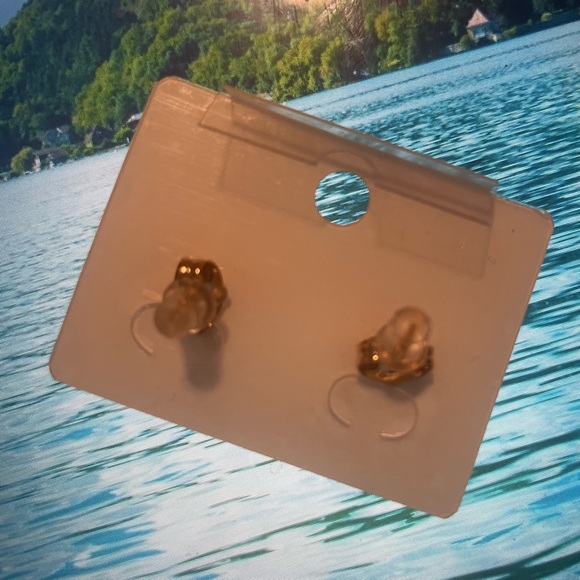 Earrings for a beautiful match of any type of blue dress - Picture 3 of 4